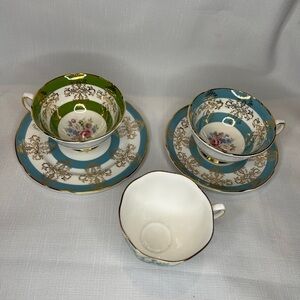 England Fine Bone China 3 Cups & 2 Saucers Floral Royal Grafton and Colclough